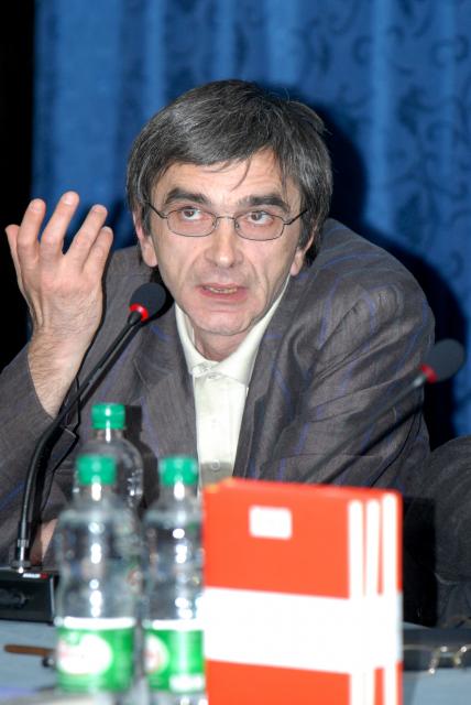 Svetislav Jovnov